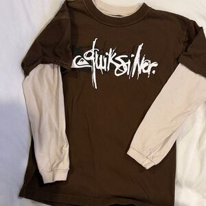 Quiksilver Chocolate and Beige Graphic Tee